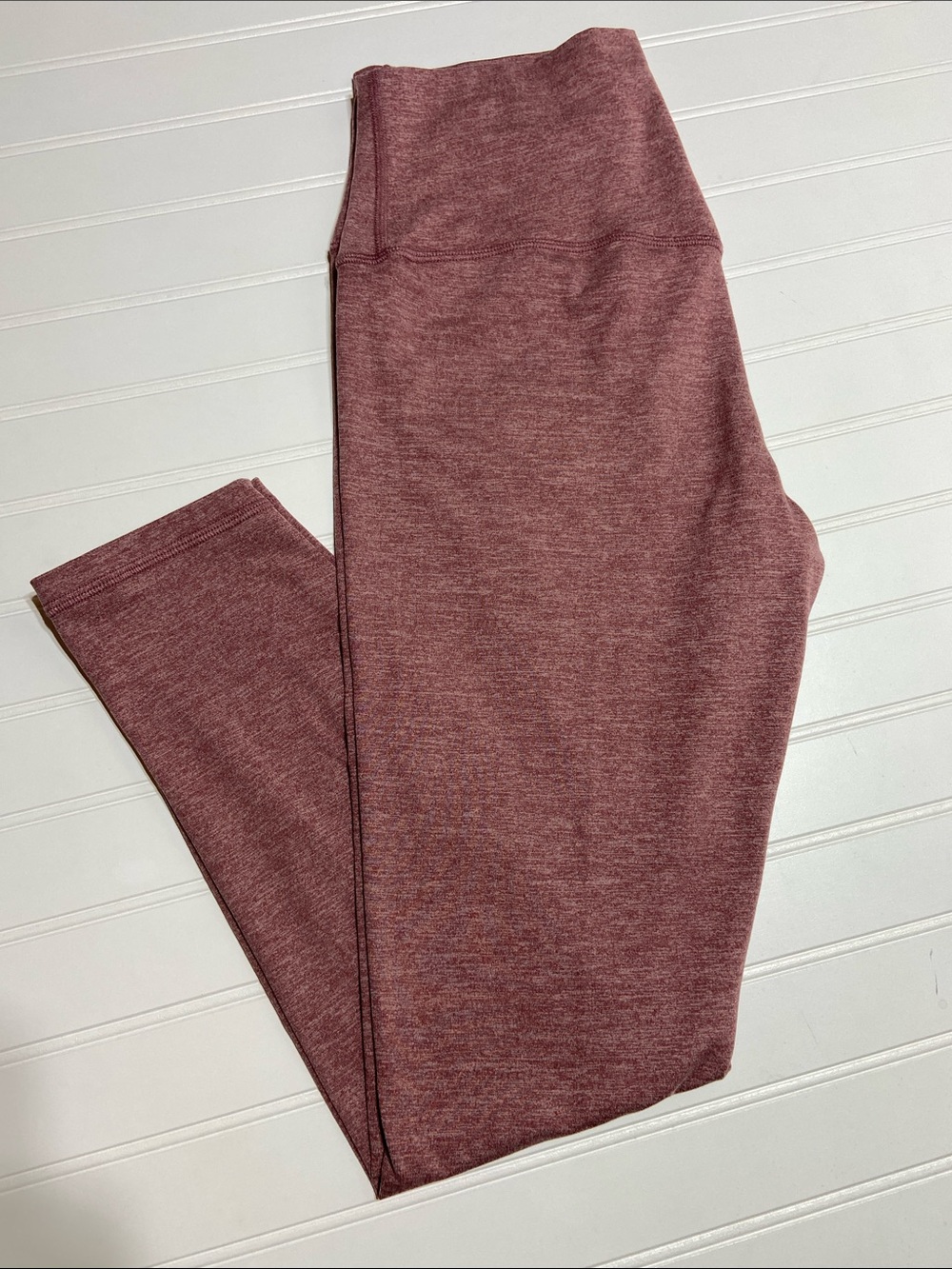 Quince Ultra-Soft High Rise Leggings Size M Heather Merlot Athleisure Lounge‎